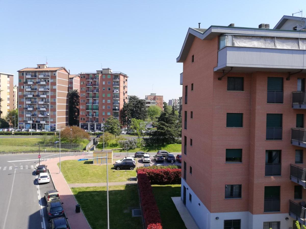 Sweet Home Milano B&B San Donato Milanese Exterior photo